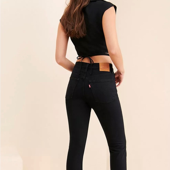 Gently Worn and Washed Item Levi’s 501 Skinny Jean - Picture 2 of 8